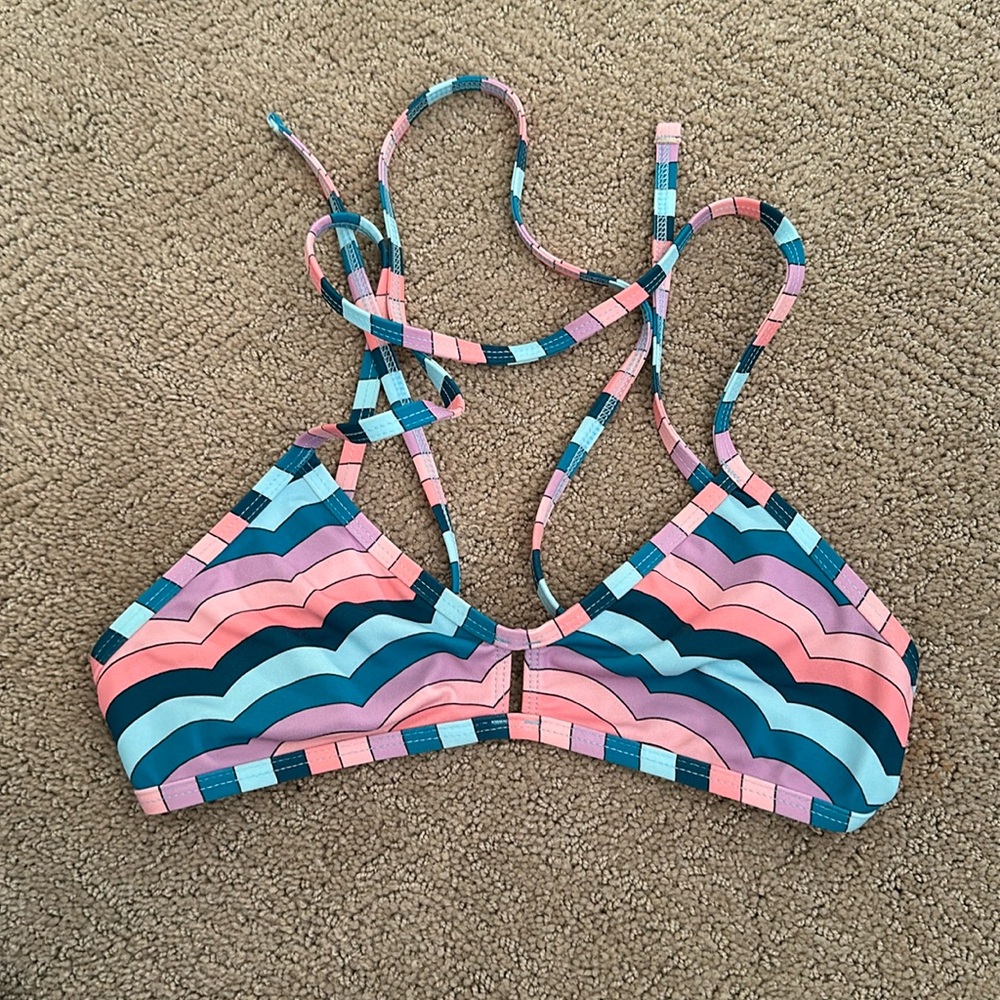 Jolyn pattern top Vent size medium swim suit swimwear bikini